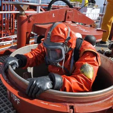 Ship Tank Cleaning